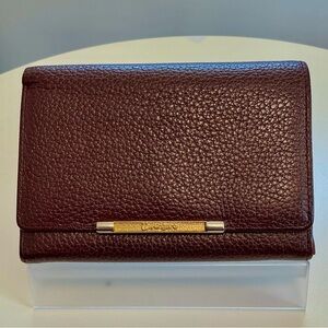 U by Ungaro Japan Burgundy Pebbled Leather Bifold Medium Wallet EUC